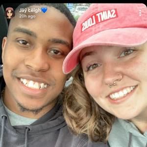 Meet your Posher, Aaron